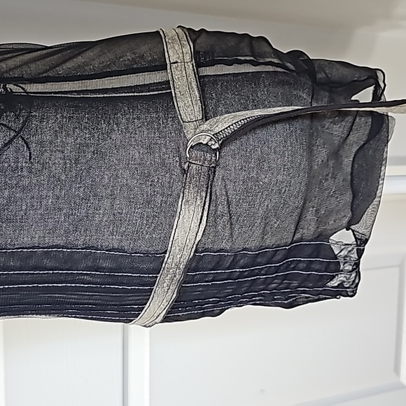 SALVAGE Tunic - Picture 3 of 5